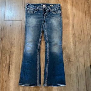 Silver Suki boot cut jeans, size 28x30, great cond